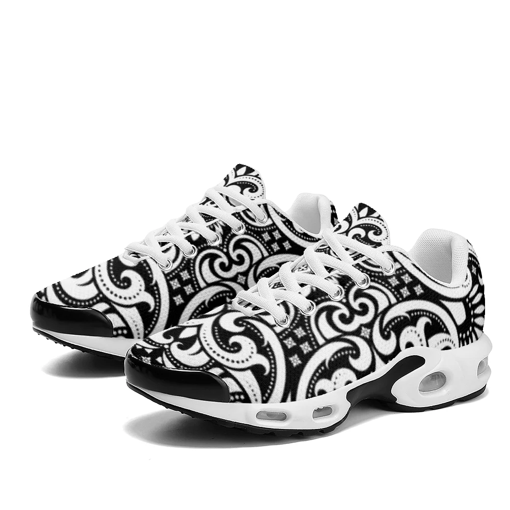 أحذية رياضية عصرية بخطوط سوداء - مراجعة Breathable Mesh Athletic Shoes وسعره