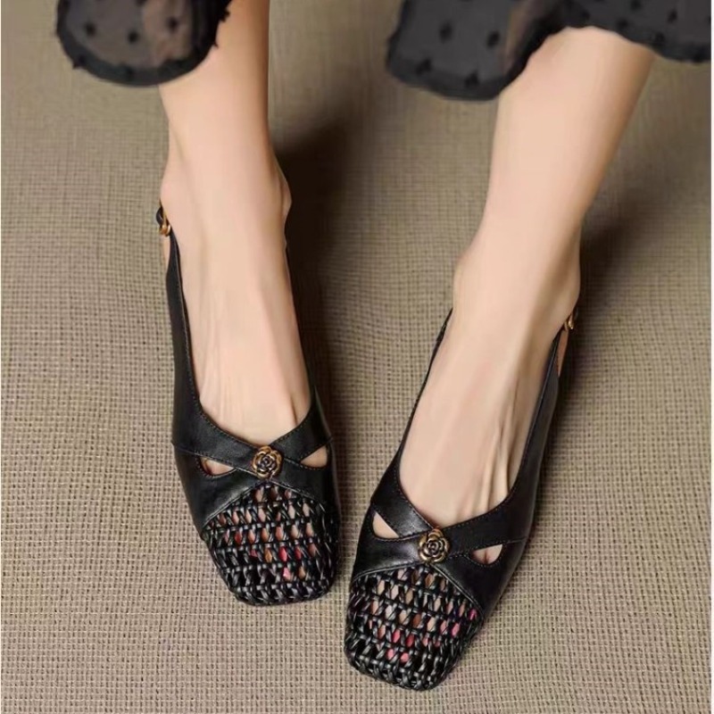 صندل نسائي بمقدمة مغلقة على ال - مراجعة Sandals وسعره