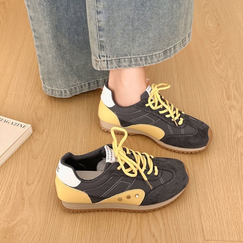 أحذية رياضية نسائية بألوان متع - مراجعة Running Shoes وسعره