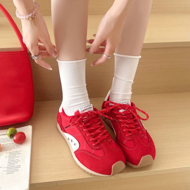 أحذية رياضية نسائية بألوان متع - مراجعة Running Shoes وسعره