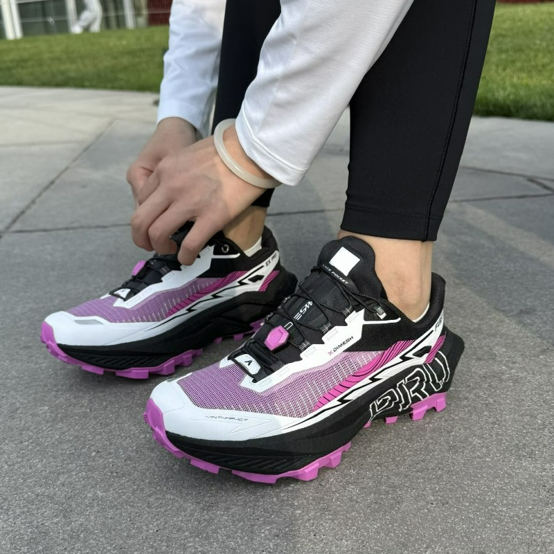 أحذية رياضية كلاسيكية للجري عل - مراجعة Anti Slip Trail Running Sneakers وسعره