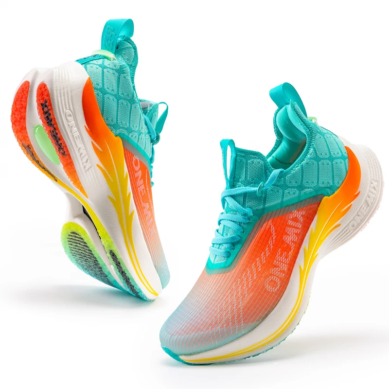 أحذية الجري الرجالية من ONEMIX - مراجعة Reflective Night Running Shoes وسعره