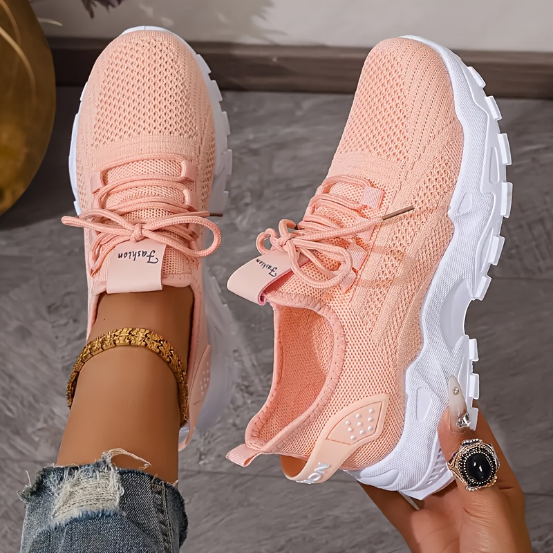 أحذية رياضية محبوكة قابلة للتن - مراجعة Knit Fabric Lace Up Sneakers وسعره