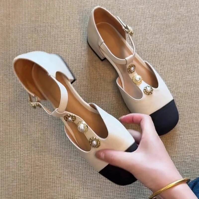 النساء ساحة تو الكعب الصنادل أ - مراجعة Sandals وسعره