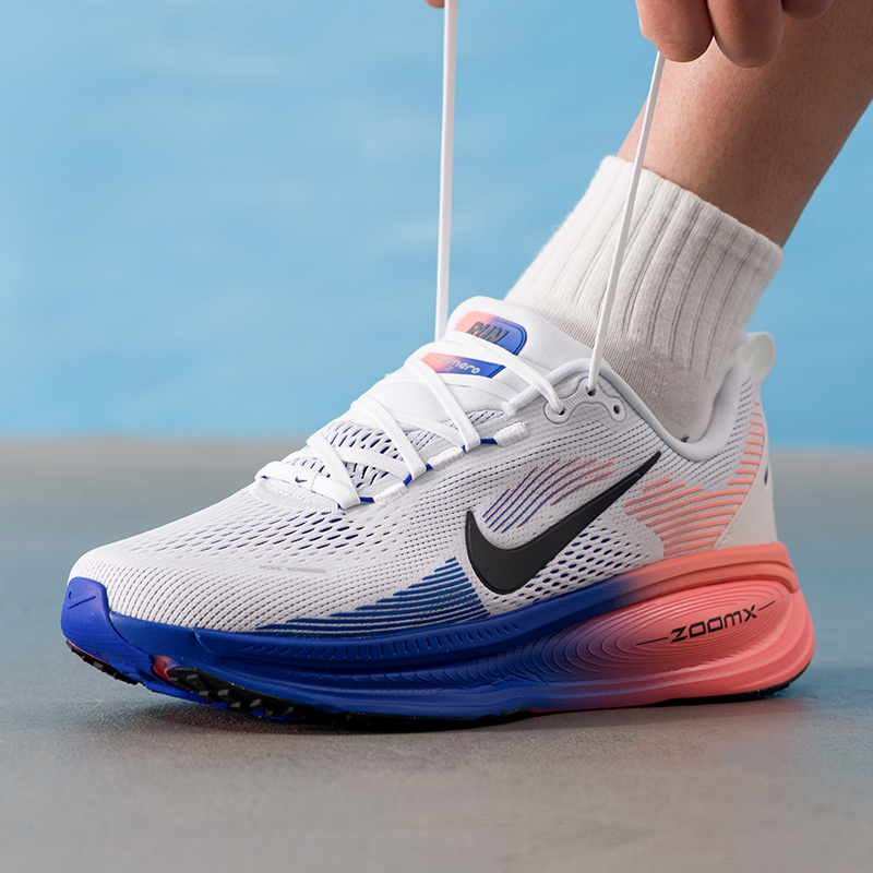 حذاء نايك فوميرو 18 HM6803-114 - مراجعة Lightweight Road Running Shoes وسعره