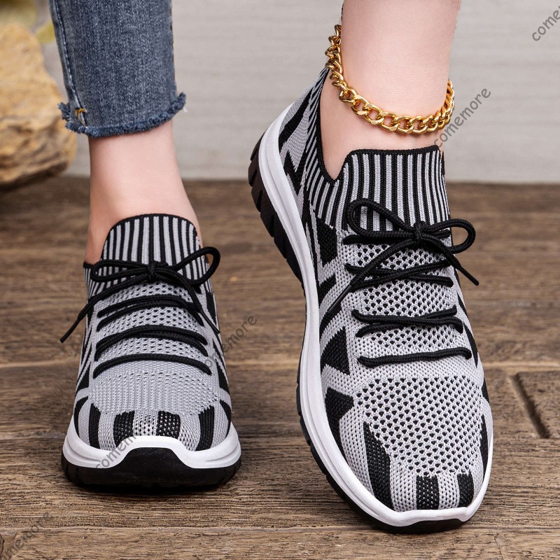 أحذية رياضية نسائية محبوكة سهل - مراجعة Knit Fabric Lace Up Sneakers وسعره