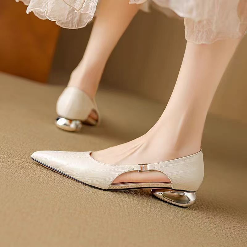 أحذية نسائية جديدة للصيف بكعب  - مراجعة Sandals وسعره